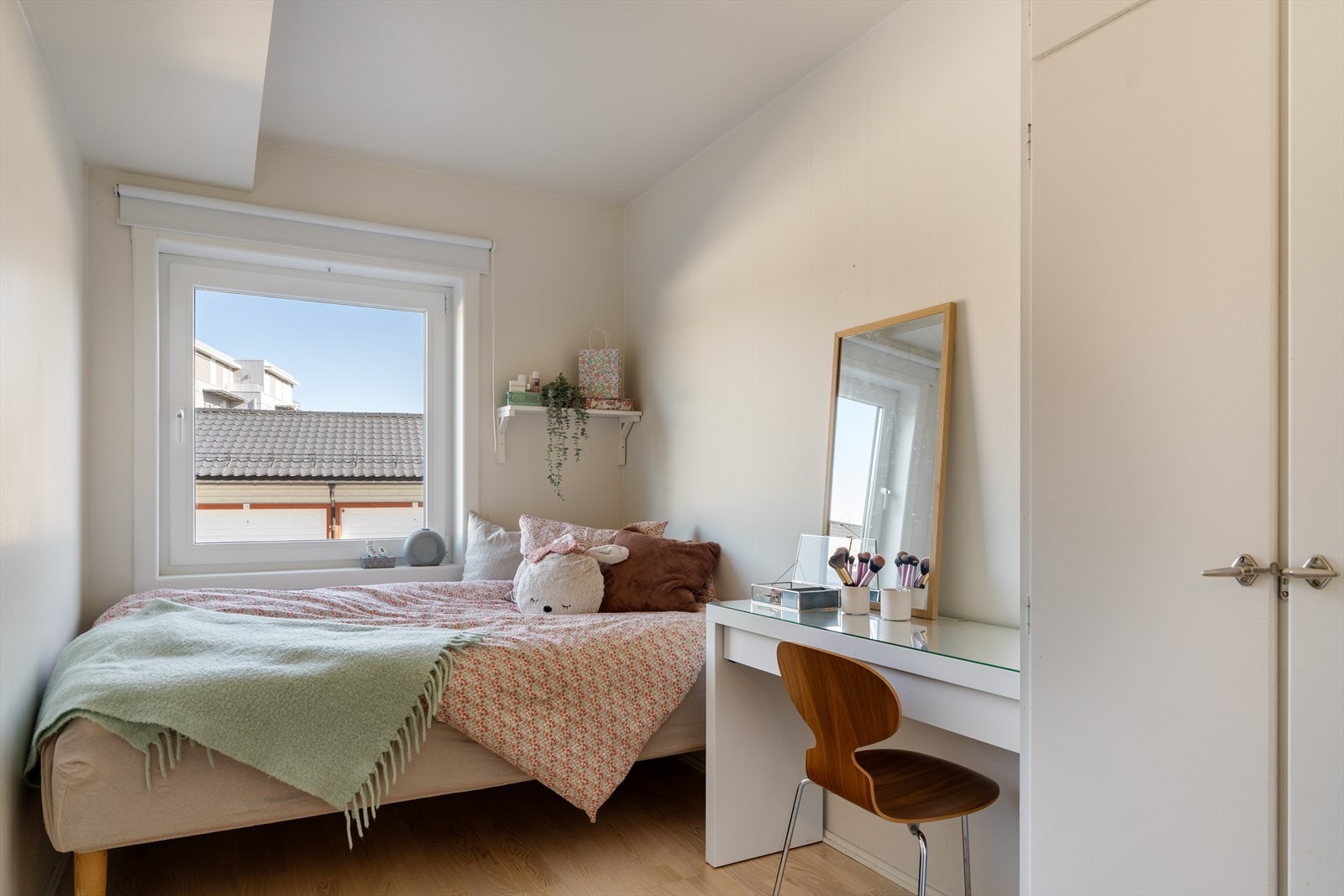 Soverommene er på hhv 7, 7,5 og 11 kvm Galleribilde