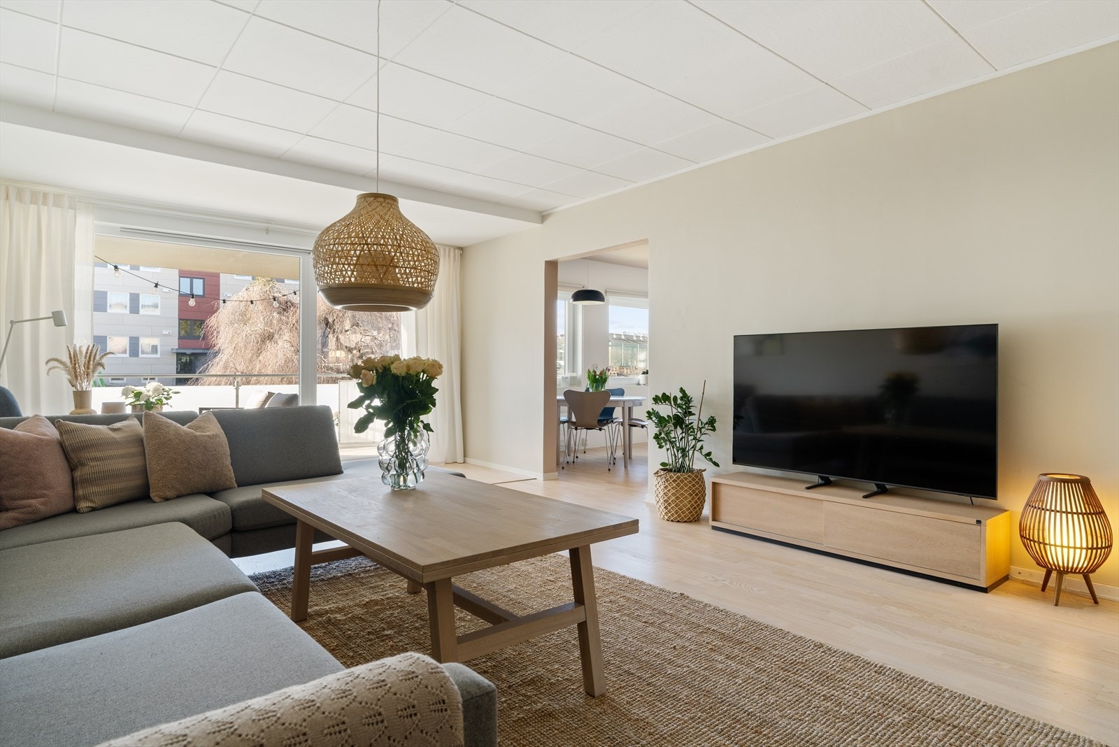 Velkommen til Fernanda Nissens veg 15 - en delikat leilighet med lekkert bad Galleribilde