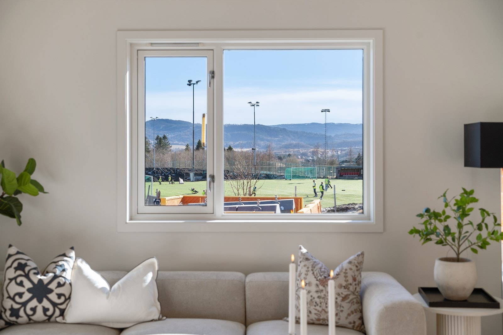 Det medfølger fast parkeringsplass i felles p-kjeller. Galleribilde