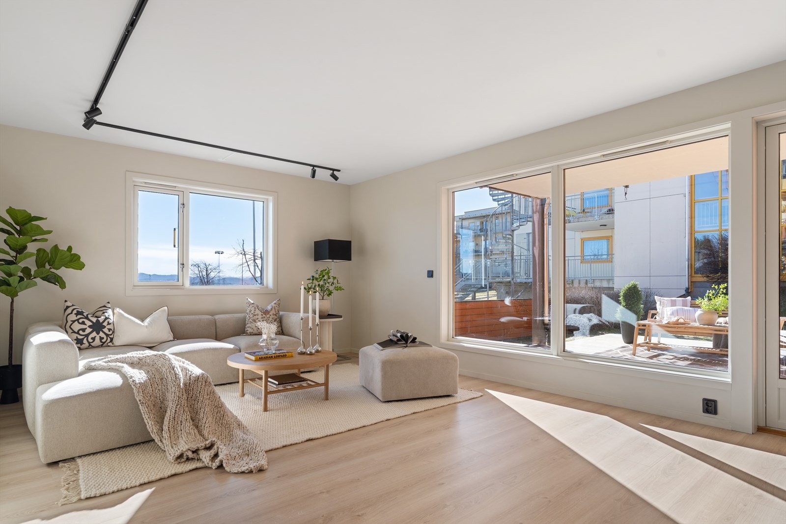 Stilren og rålekker 3-roms med attraktiv beliggenhet på Dalgård/Byåsen. Galleribilde