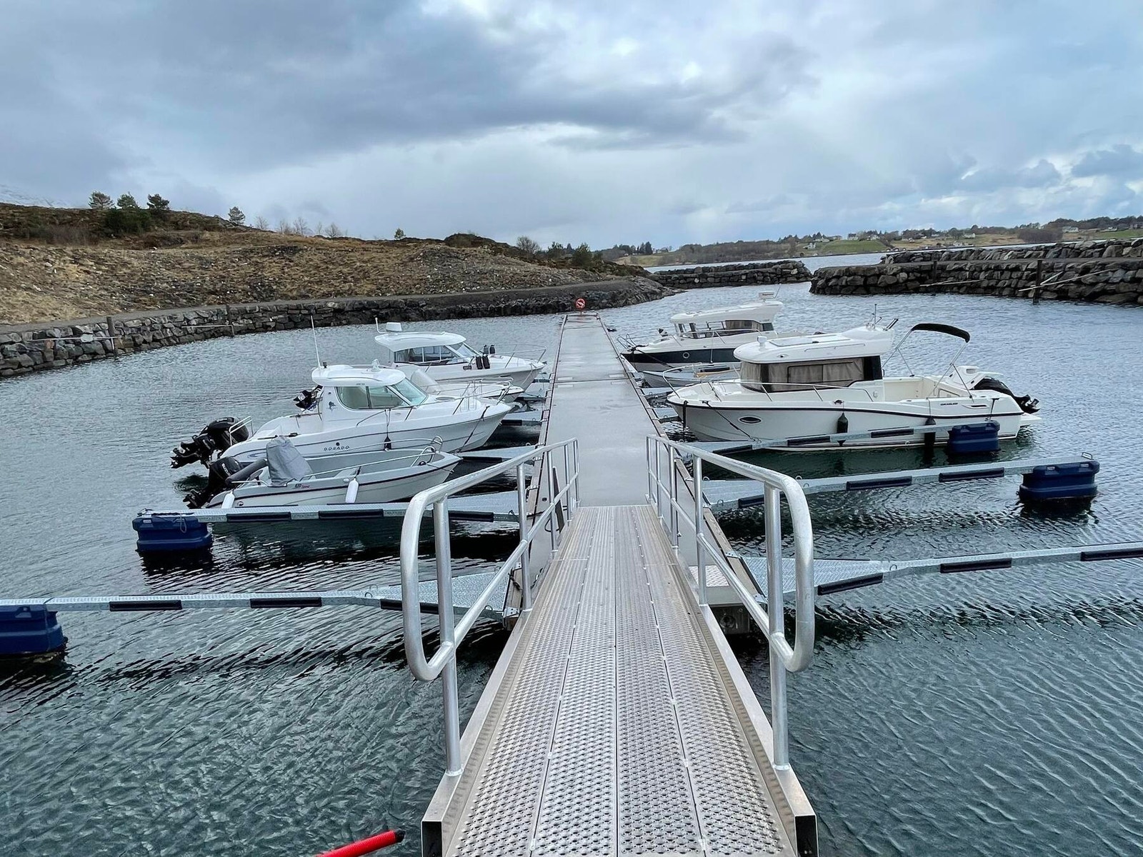 Småbåthavn nedenfor hyttefeltet. Foto: Selger Galleribilde