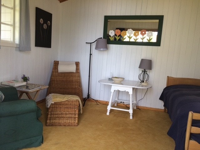 Deler av anneks er i dag innredet som soverom. (Annekset er ikke byggemeldt) Galleribilde