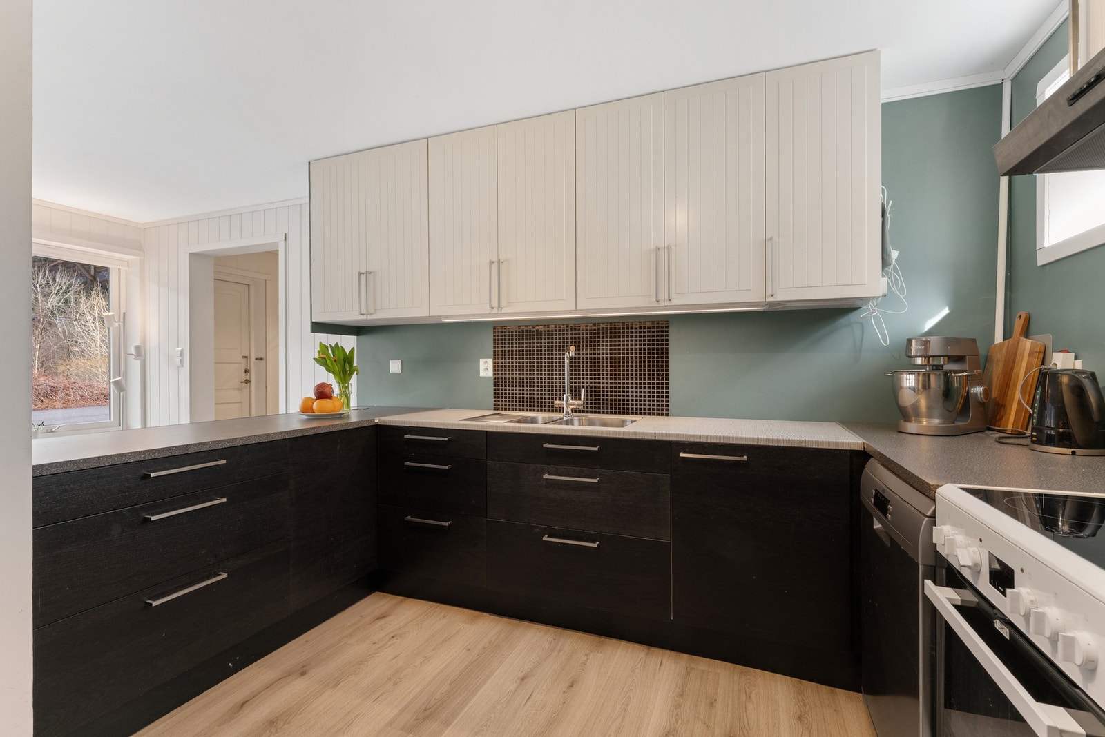 Leiligheten er per i dag utleid for kr. 7800,- per mnd. Galleribilde