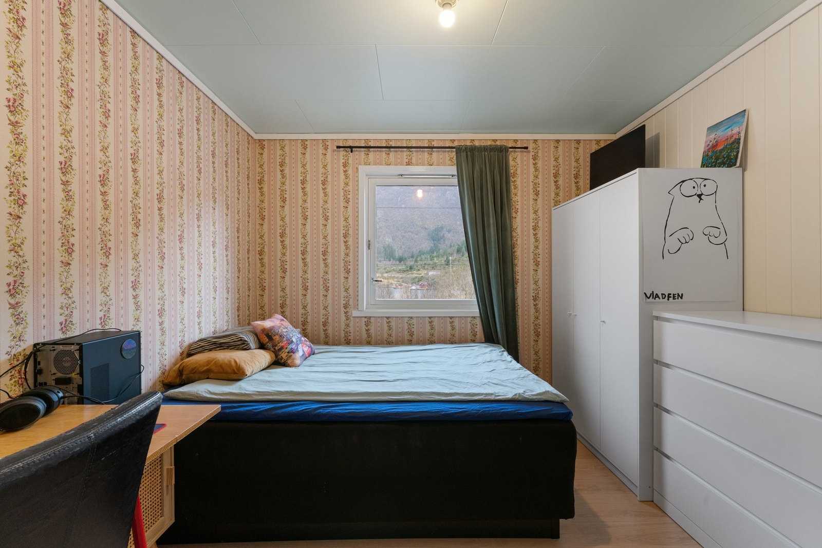 Soverom nummer to. Galleribilde