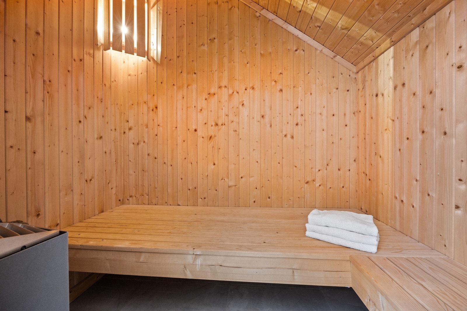 Bad med egen badstue - privat velvære i hverdagen. Galleribilde