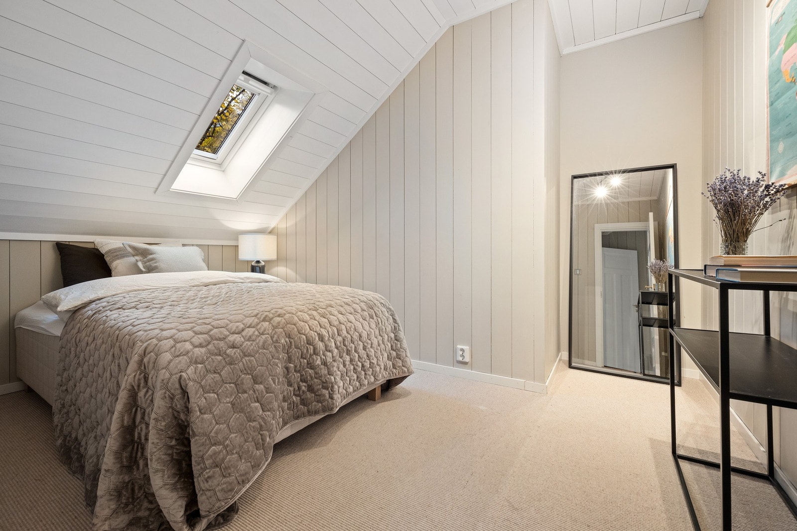 Det tredje soverommet egner seg godt som barnerom, gjesterom eller hjemmekontor. Galleribilde