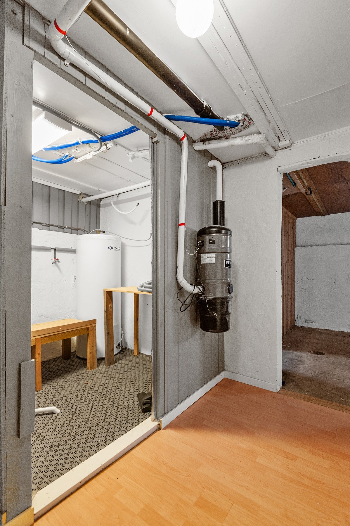 Rom i kjeller. Galleribilde