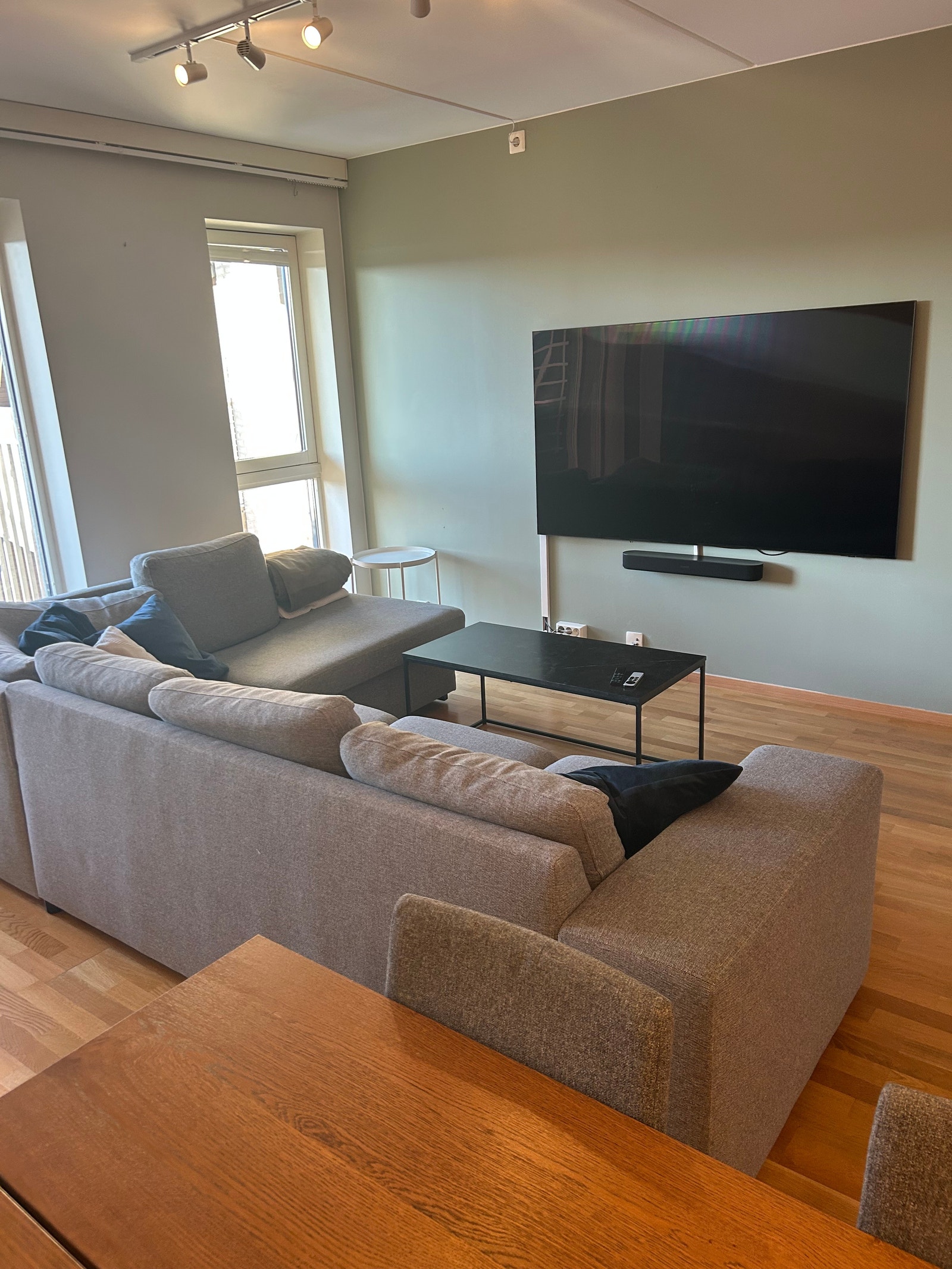 Stue med sofagruppe Galleribilde