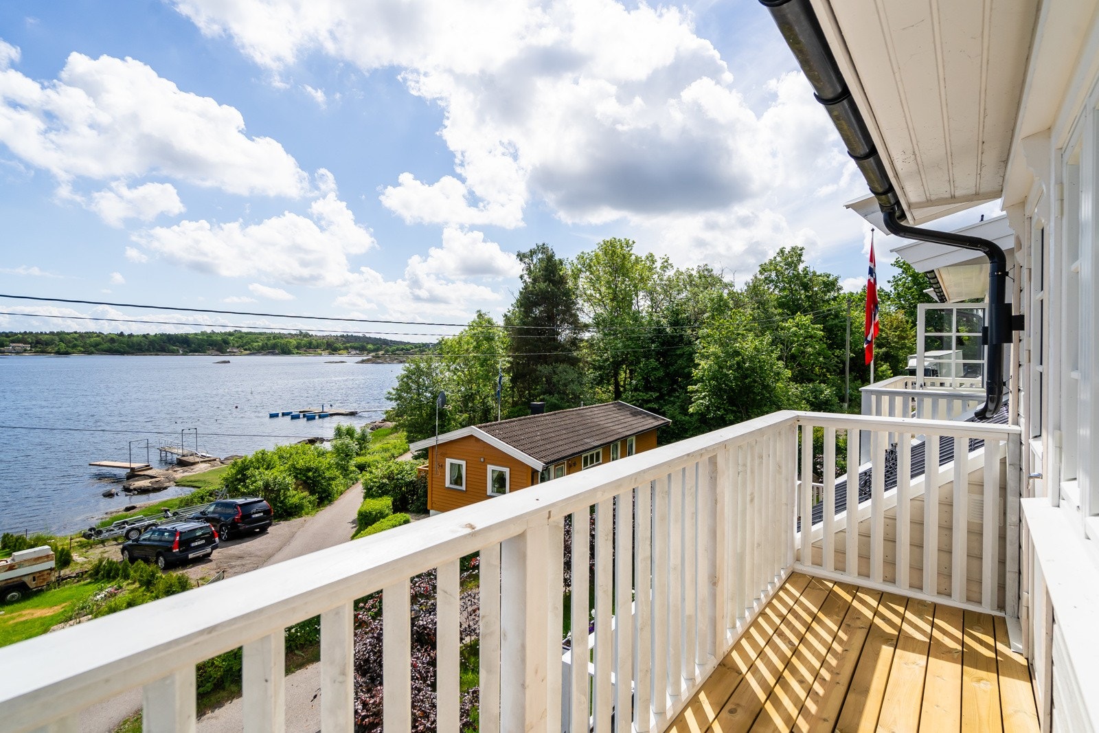 Helt nydelig utsikt fra denne helt nye balkongen Galleribilde