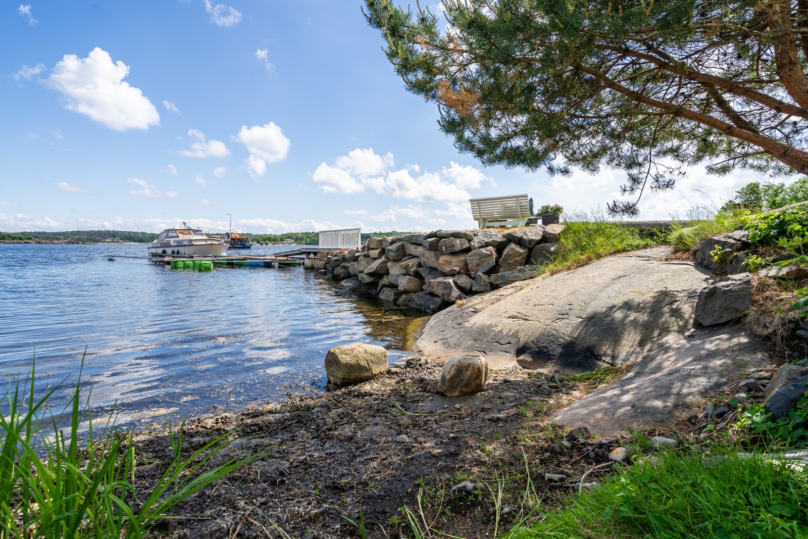 Egen strand på denne parsellen (som kan kjøpes i tillegg) Galleribilde