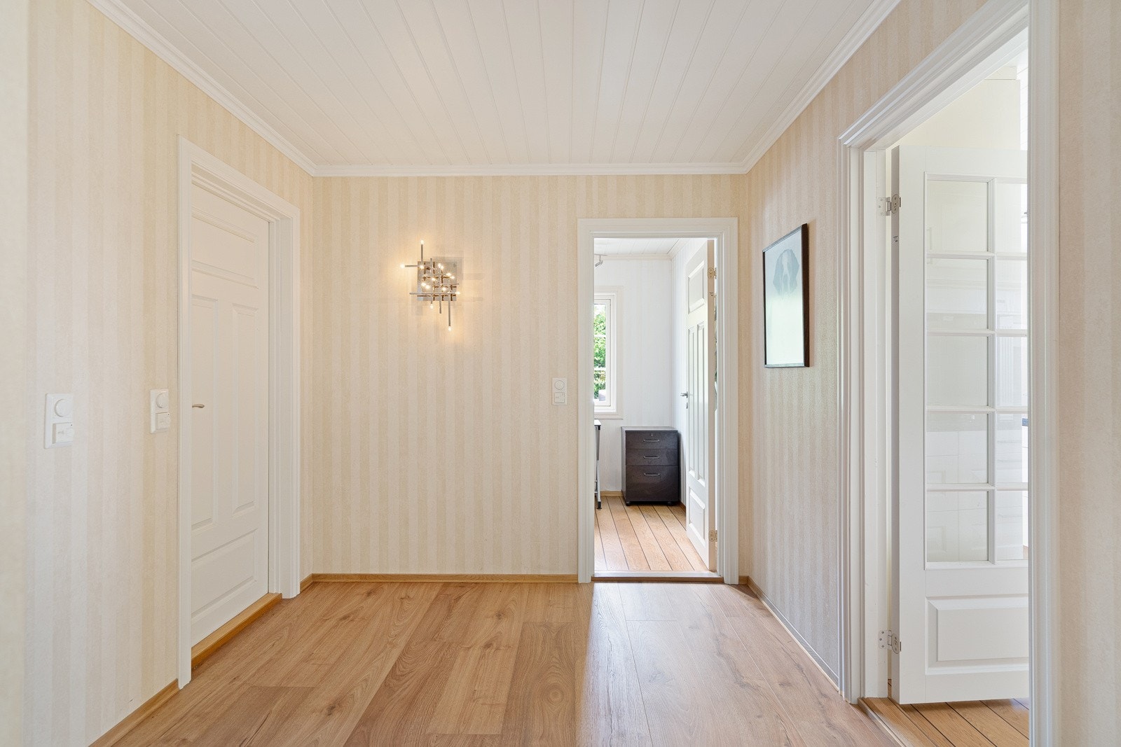 Hall/gang Galleribilde