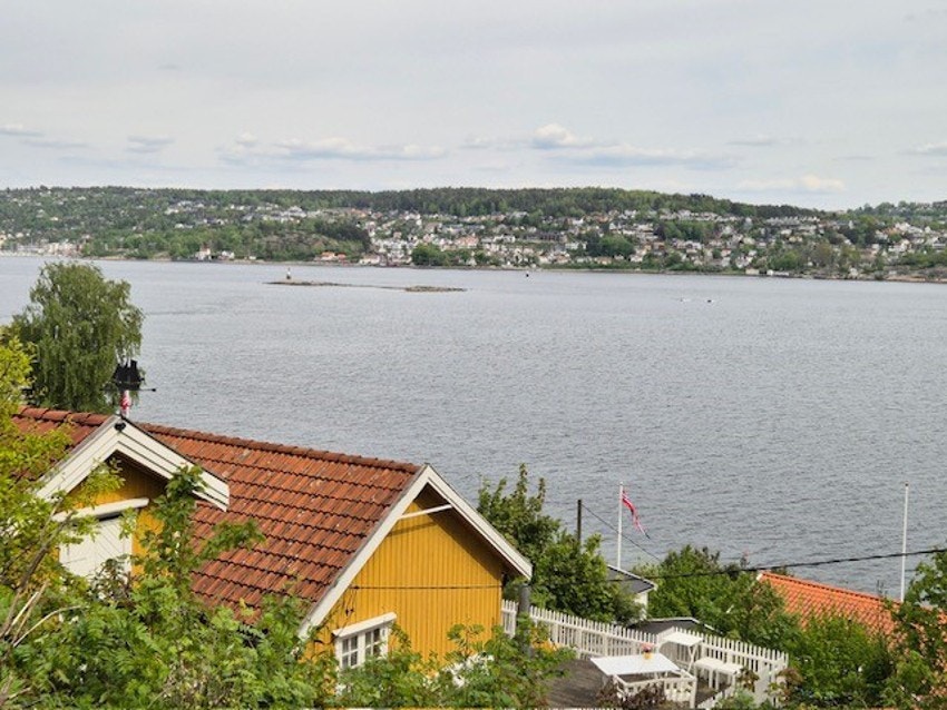 Bilde tatt våren 2025 etter at det er hugget ned vegitasjon Galleribilde