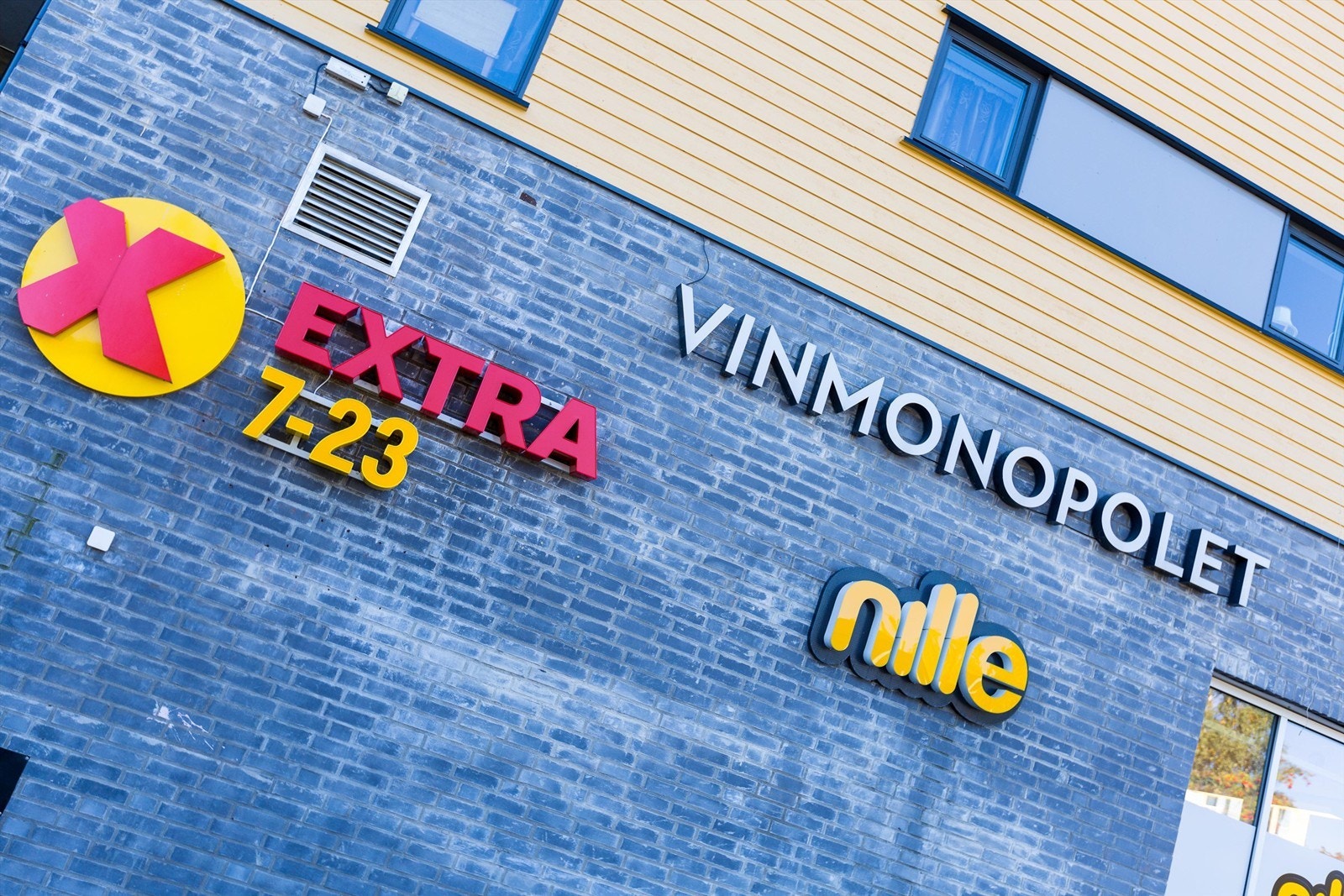 I sentrum finner du et godt servicetilbud, inkludert dagligvare, apotek og vinmonopol, alt innen gangavstand. Galleribilde