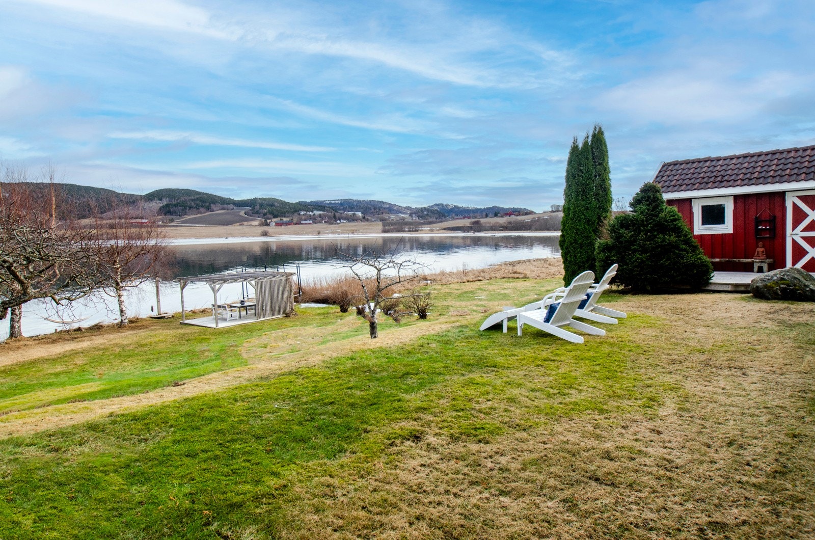 Eiendommen er gjennomgående pent opparbeidet og godt ivaretatt. Galleribilde