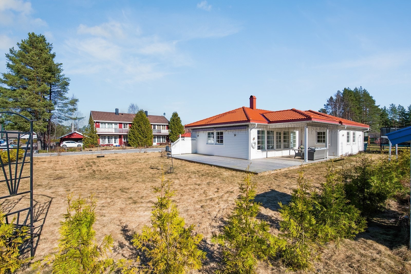 Eiendommen ligger i et etablert og barnevennlig område. Galleribilde