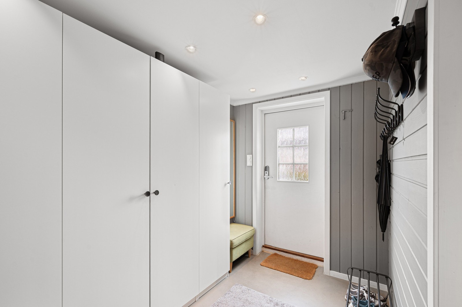 Velkommen inn til sokkeletasjen! Galleribilde