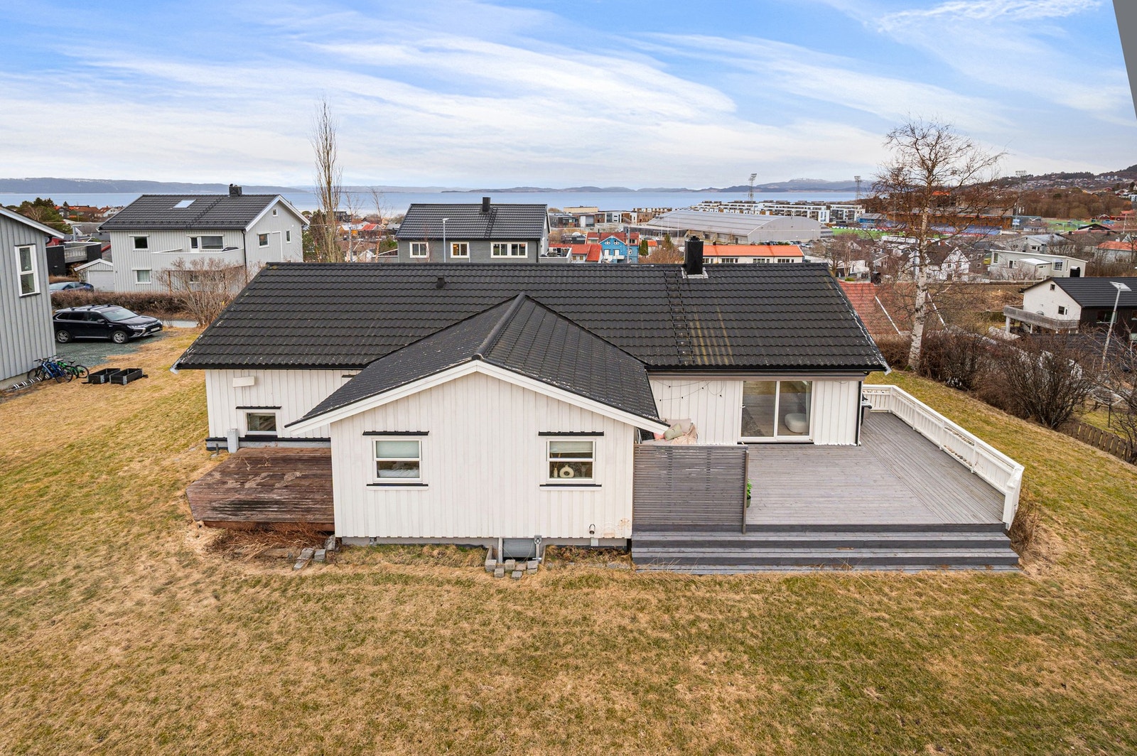 Nerviksvegen 4 ligger på Ranheim som er kjent for sin familievennlige beliggenhet. Galleribilde