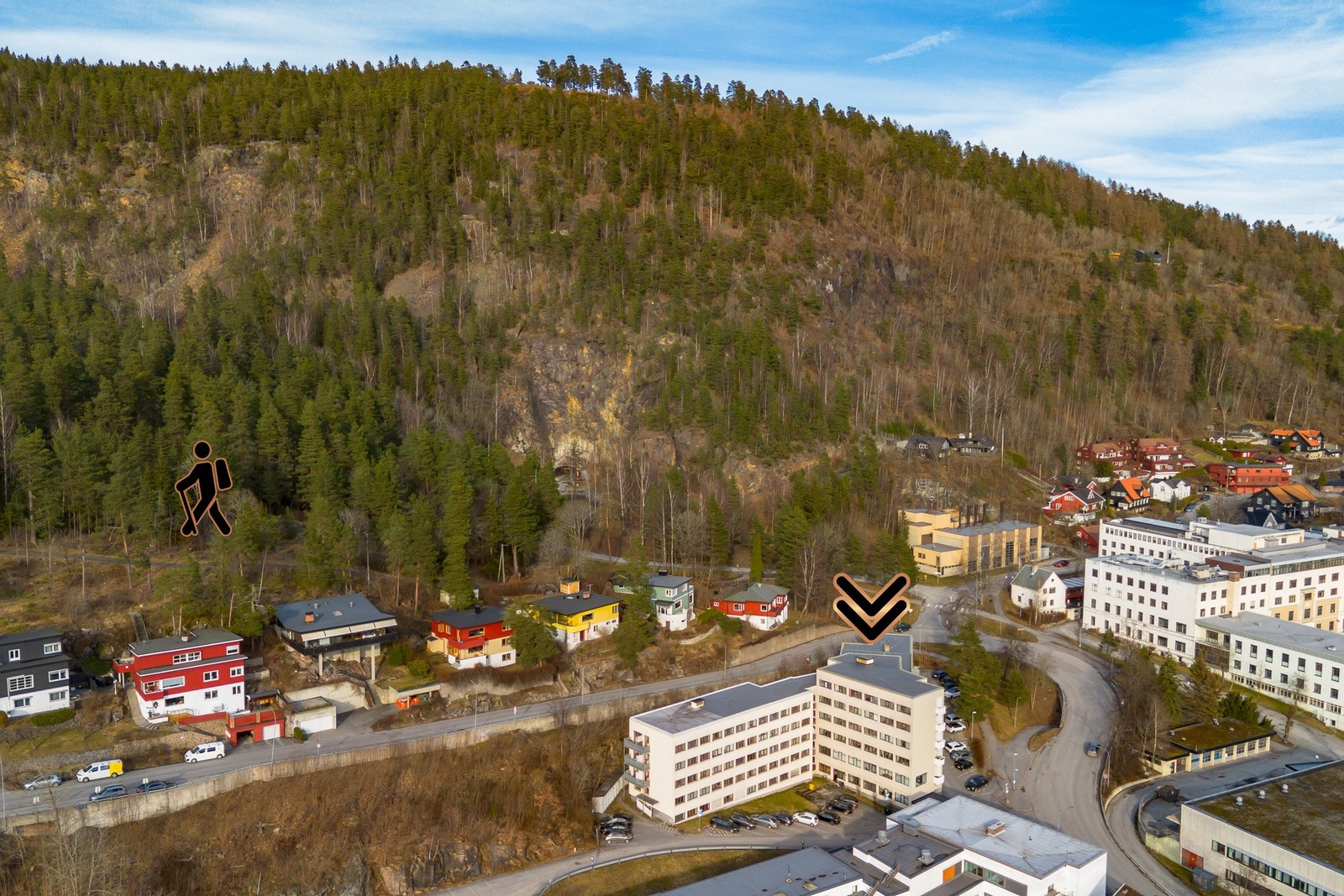 Her har du gode turmuligheter opp til for eksempel "spiralen" som er en velkjent destinasjon i Drammen Galleribilde