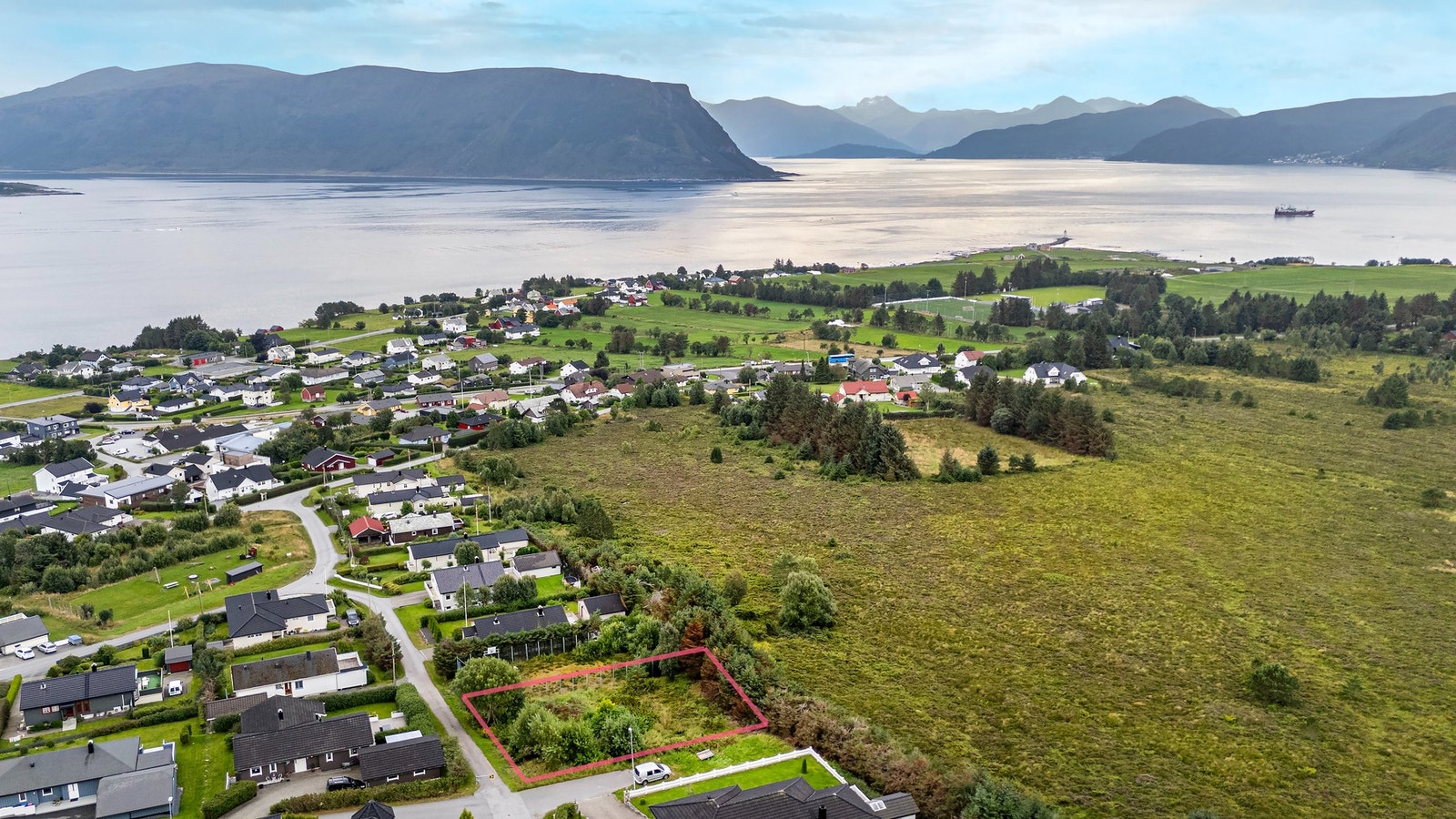 Eiendomsmegler 1 v/Ole-Marius Heggstad presenterer en flott boligtomt på Leitebakken - ( Opptegnet areal er kun veiledende og kan avvike fra faktisk areal) Galleribilde