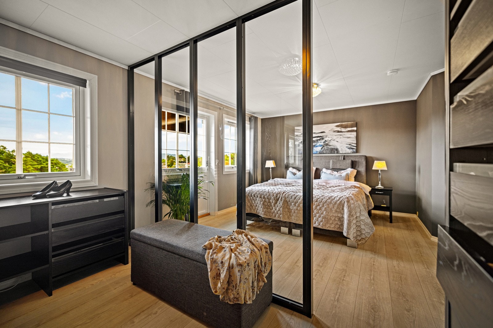 En drøm av en garderobe. Galleribilde