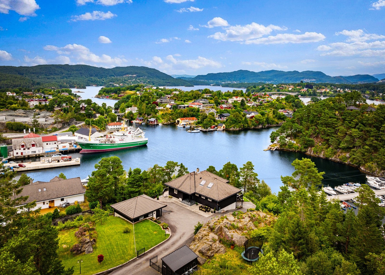 Nydelig beliggenhet. Galleribilde