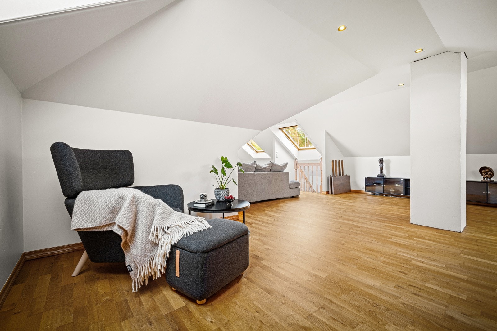 Det er lav takhøyde på 2,27 meter i denne etasjen. Galleribilde