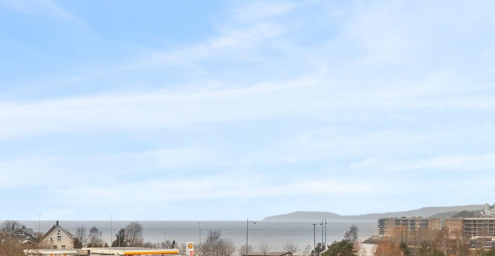 Utsikt mot sjøen Galleribilde