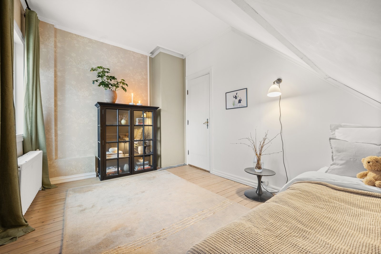 Også dette soverommet har en klassisk stil Galleribilde