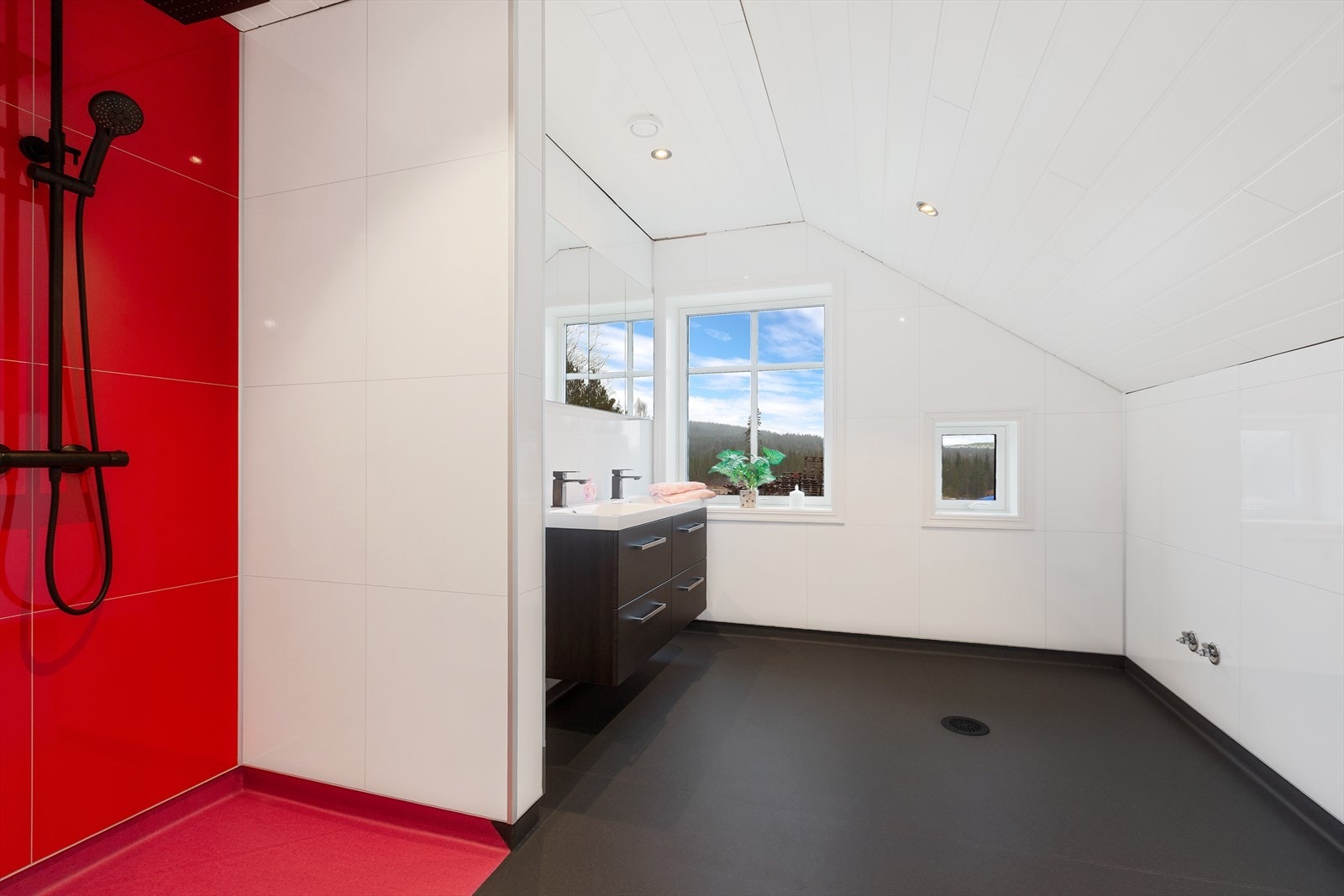 Badet i 2 etasje er ferdigstilt Galleribilde