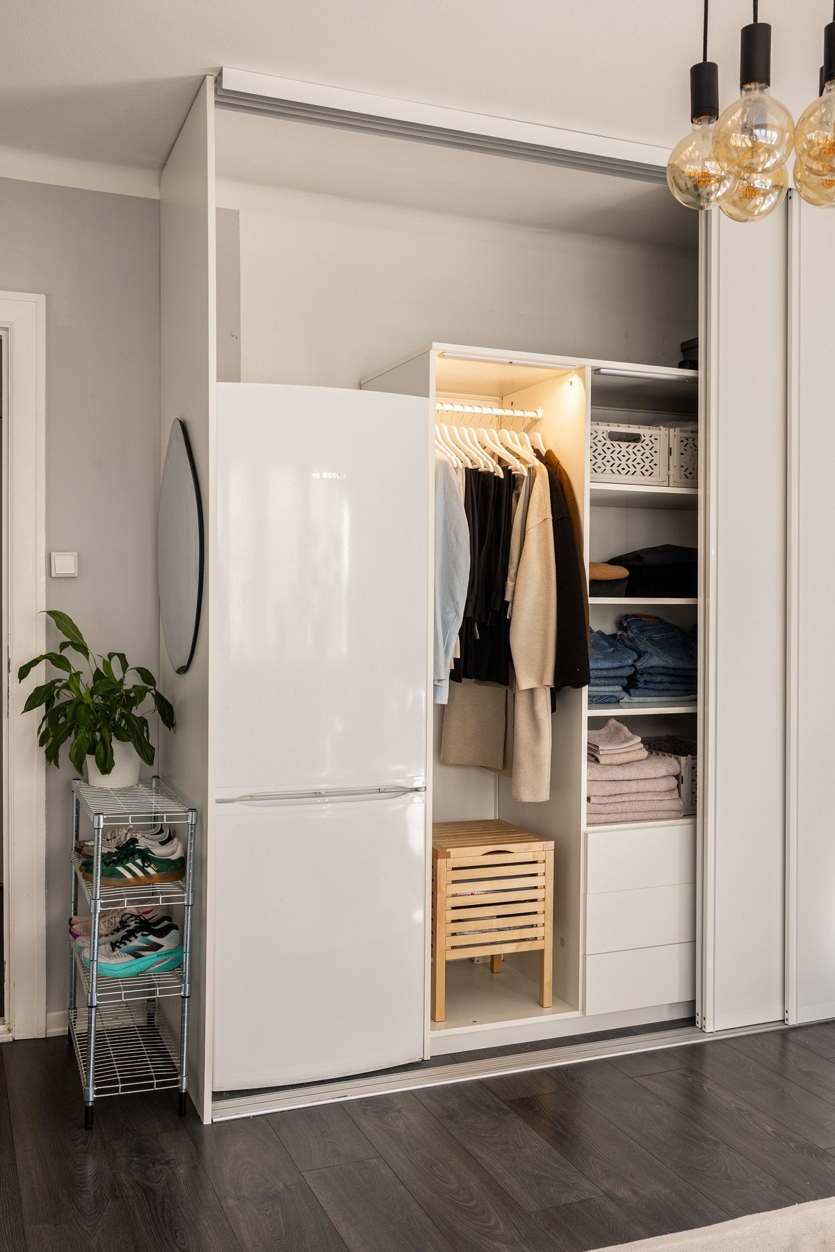 Ytterligere lagringsplass finnes også i bod både på loftet og i kjeller. Galleribilde