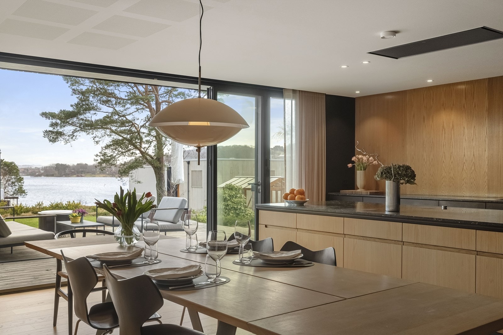 Åpent og lekkert Galleribilde