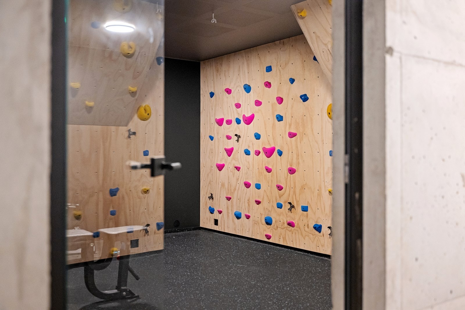 Klatrevegg for ungene der nye ruter kan lages når de mestre den ene. Galleribilde