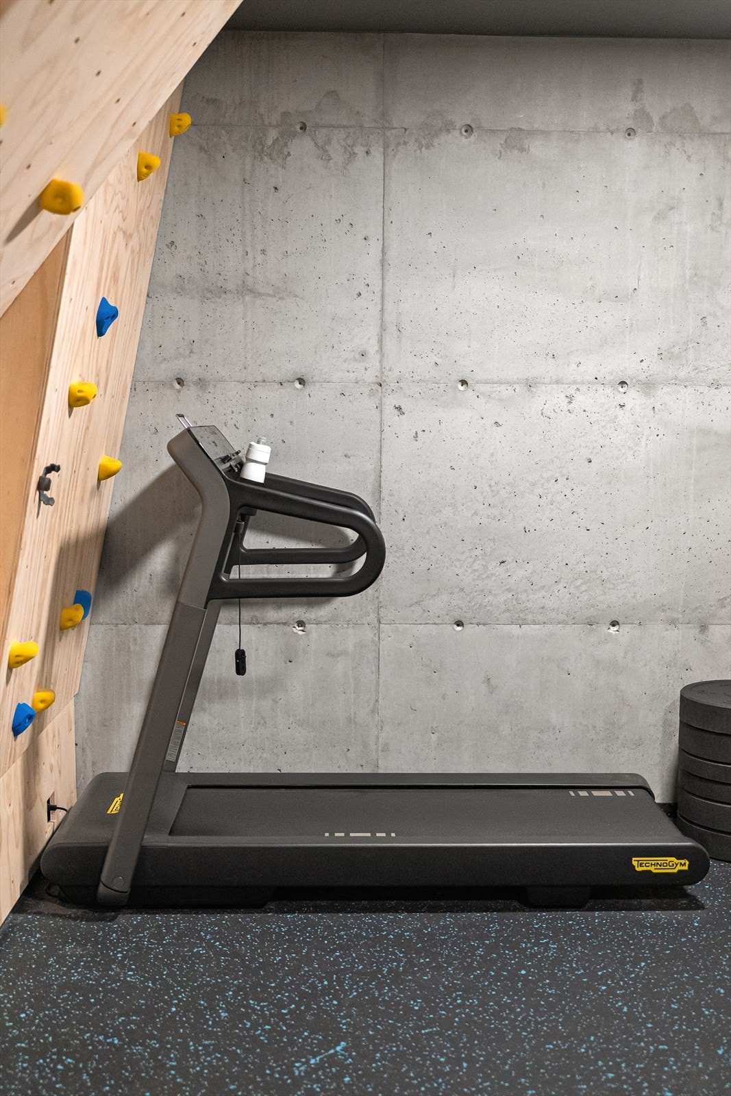 Flotte detaljer med synlig betongvegg Galleribilde