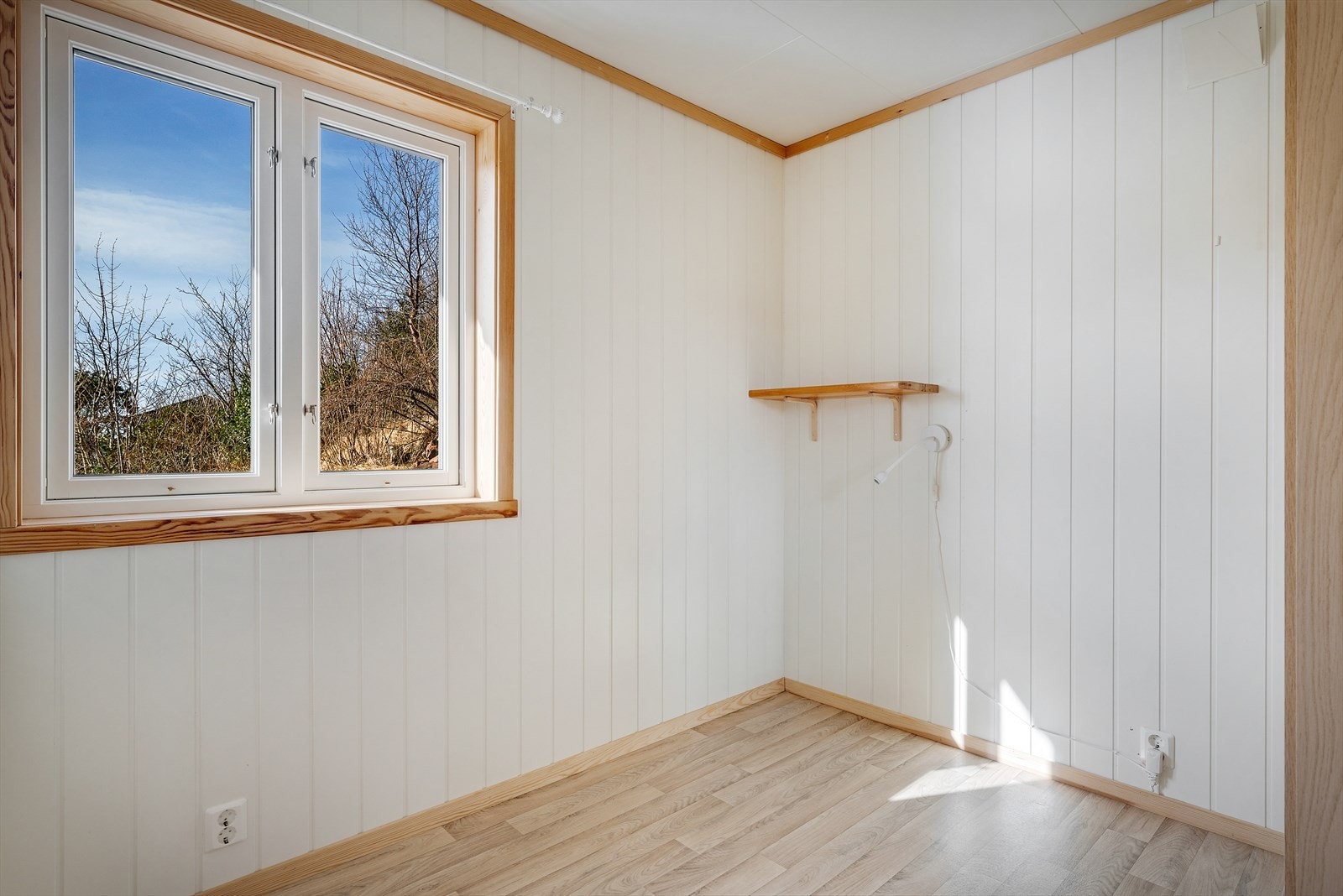 Soverom 2 er på 6,9 m². Galleribilde