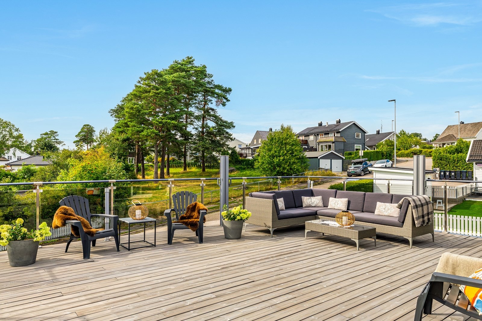 Perfekt uteområde for sommerfester og hyggelige stunder. Galleribilde