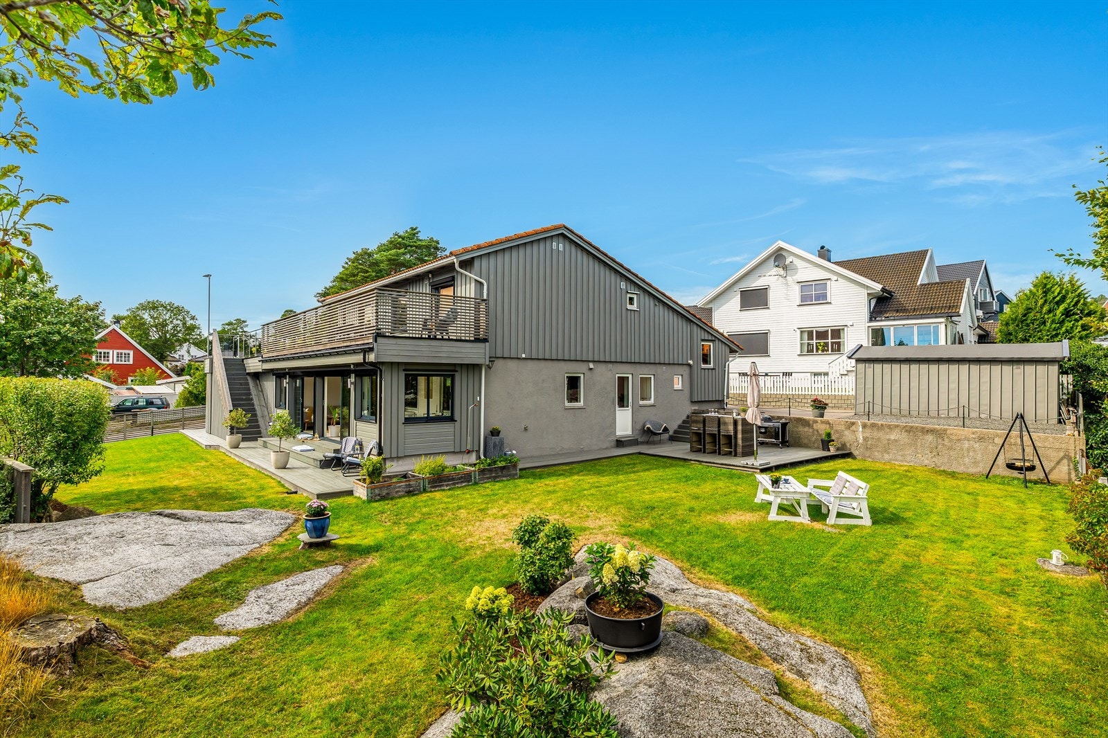 Innbydende markterrasse for hyggelige stunder. Galleribilde