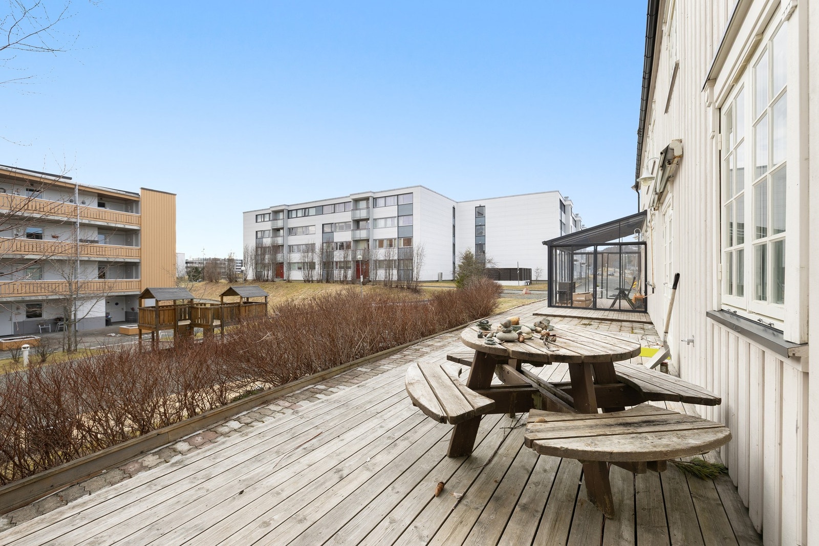 Boligen ligger i et svært rolig og barnevennlig område. Galleribilde