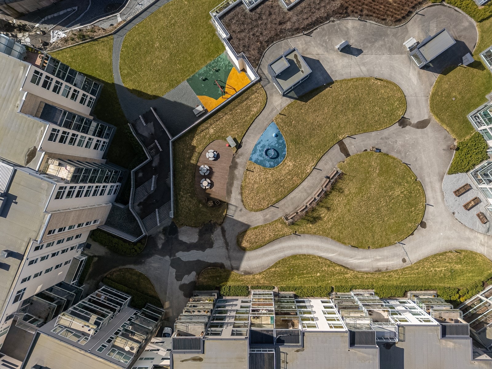 Uteområdene er pent opparbeidet Galleribilde