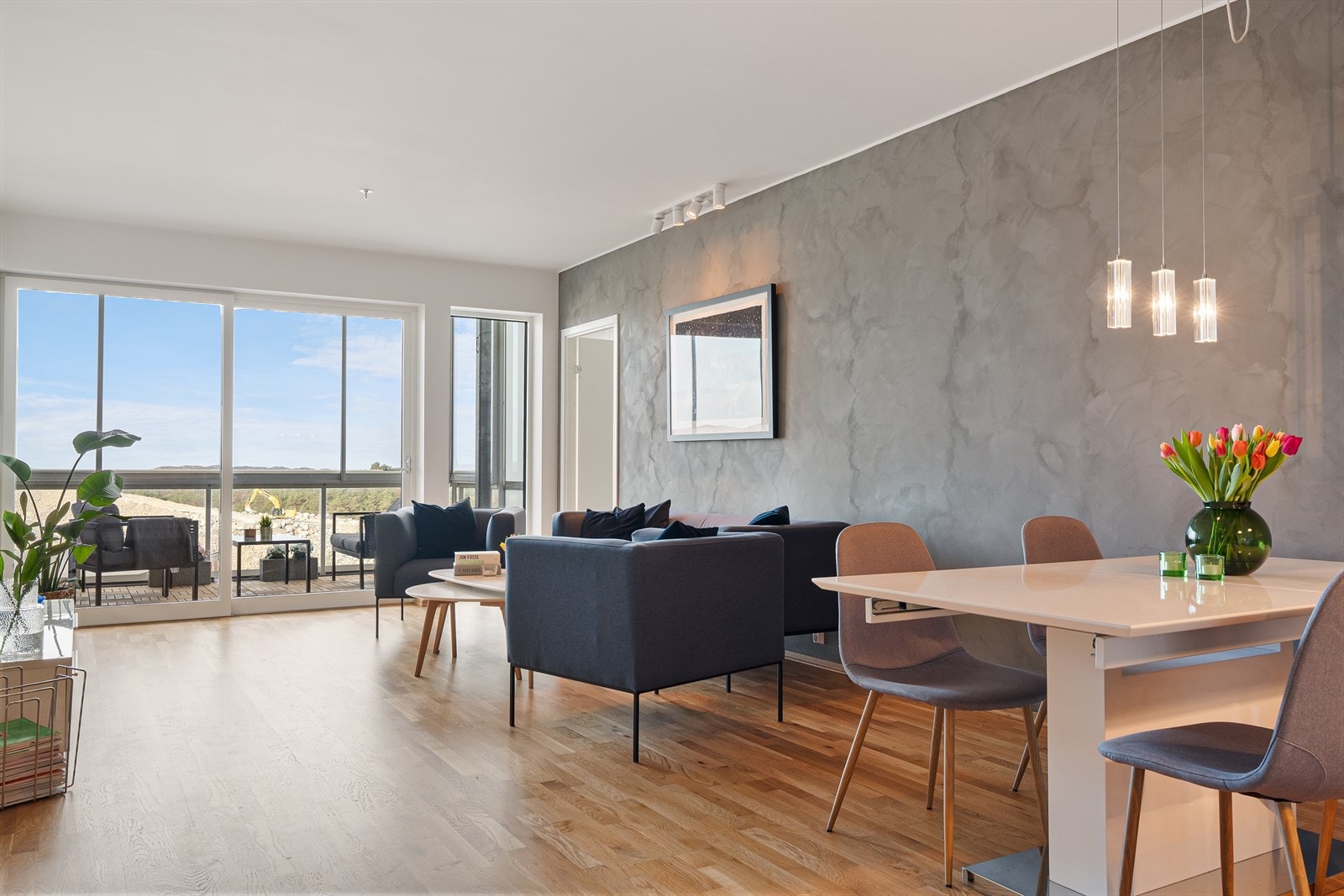 Lekker 3-roms leilighet med sentral og attraktiv beliggenhet like ved Sartor storsenter. Galleribilde