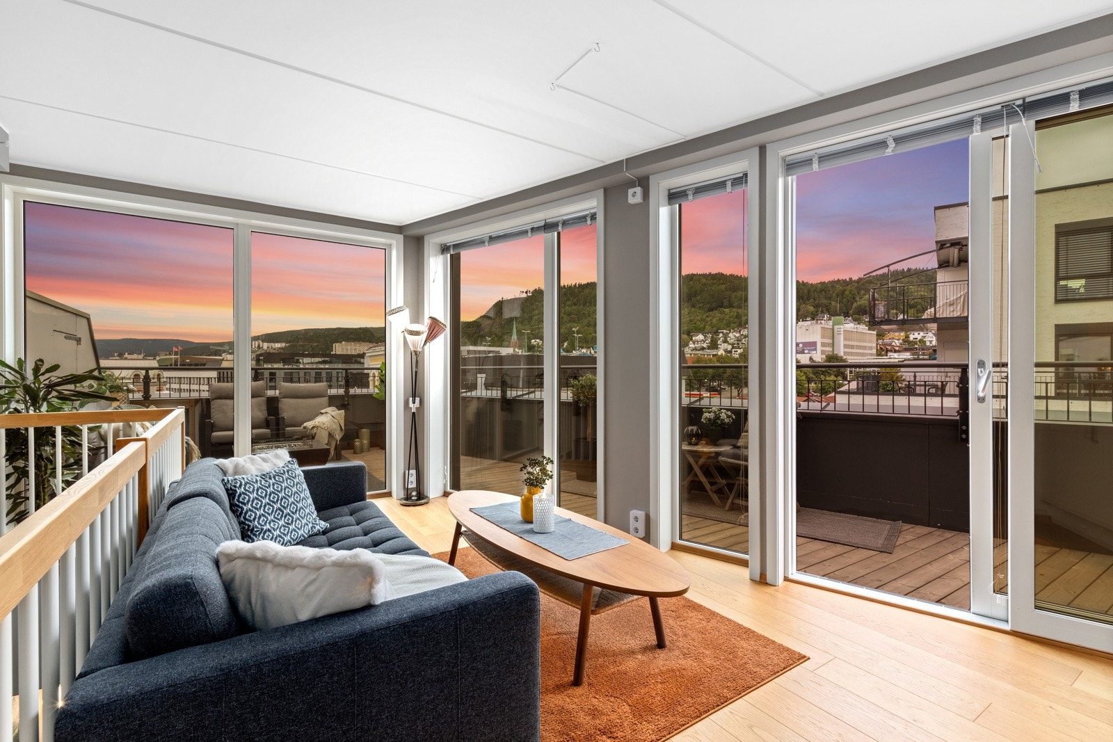 Utsikten endrer karakter med lyset Galleribilde