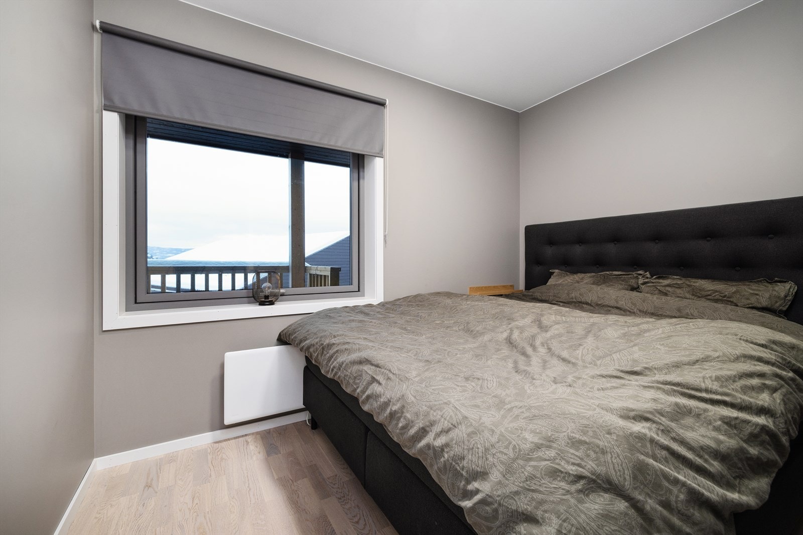 Soverom 2. Rommene har svært fleksible bruks muligheter og kan innredes akkurat slik det passer dine behov. Galleribilde