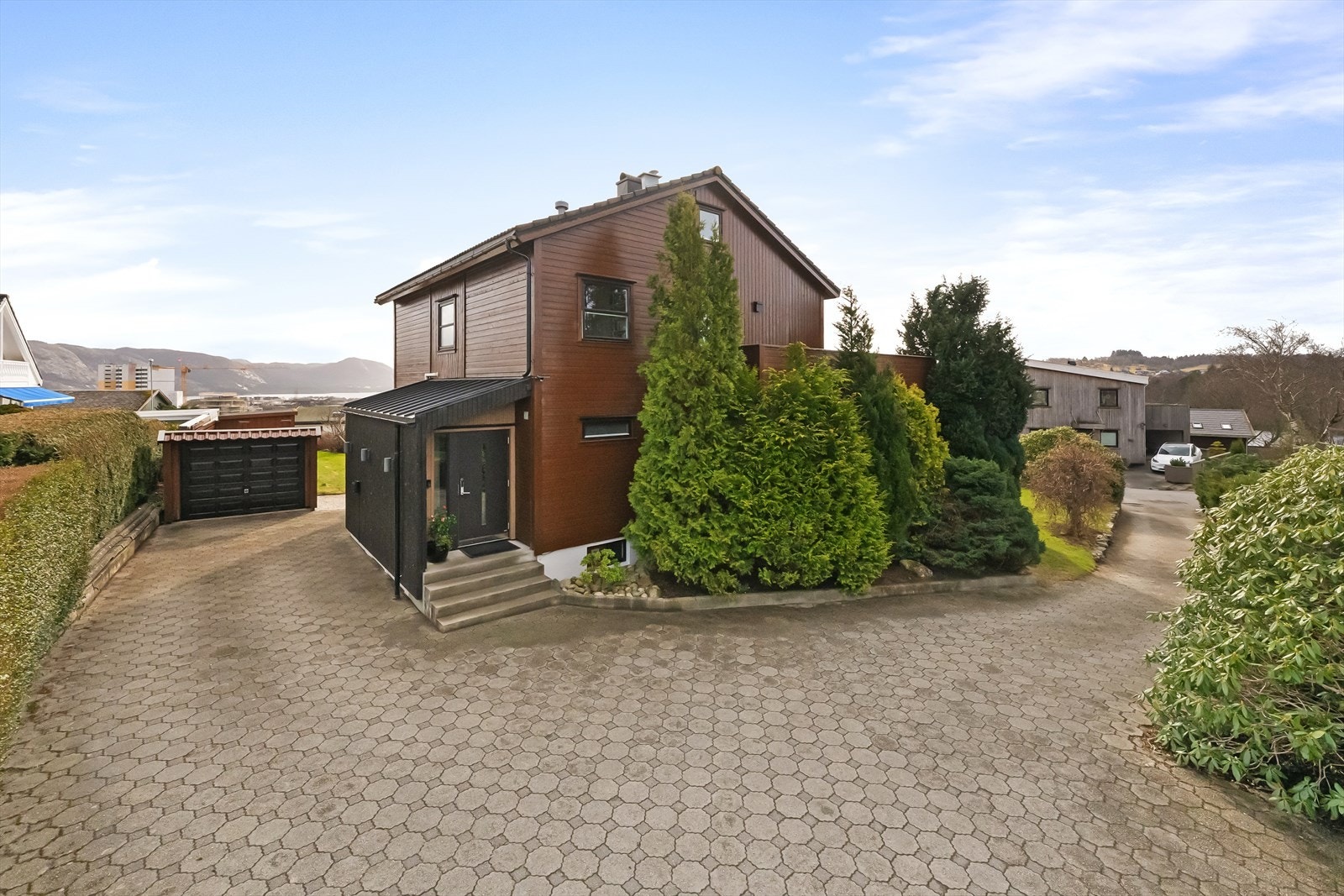 Her er det god plass til flere biler, henger og mye mer. Galleribilde