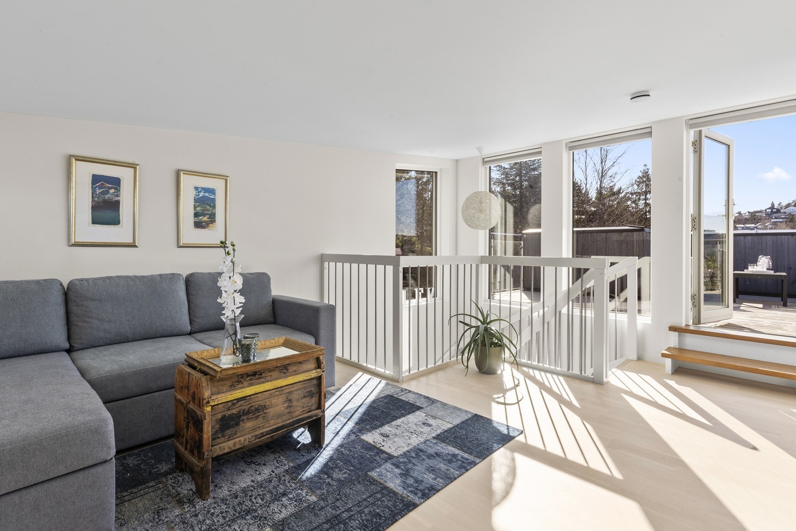 TV-Stue alt. ekstra soverom i 3. etasje | Direkte adgang til takterrasse Galleribilde