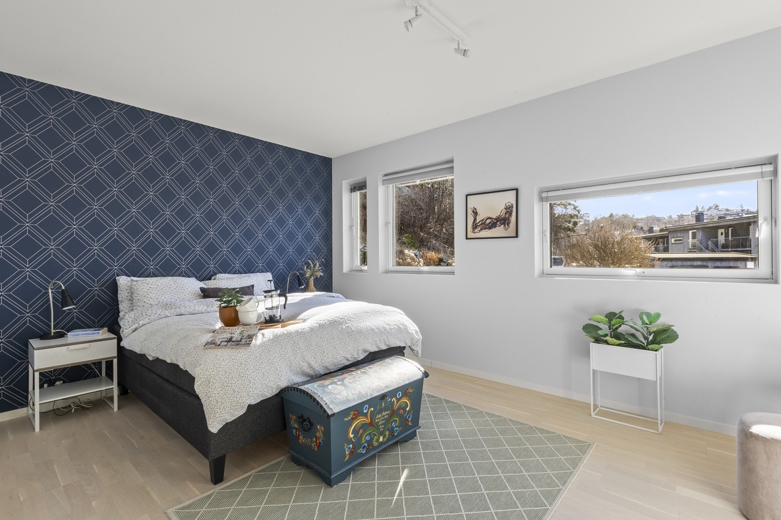 Rommet kan enkelt oppdeles til 2 soverom, slik godkjente byggetegninger viser Galleribilde