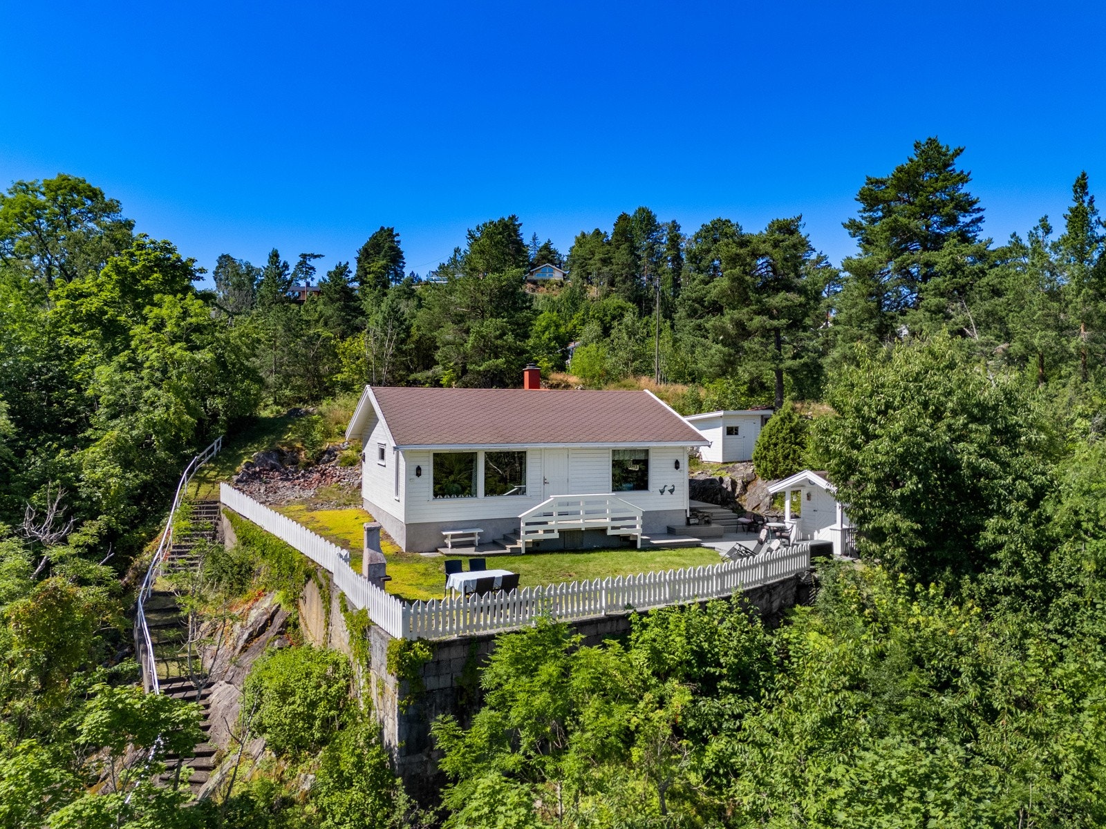 Frem Eiendomsmegling har gleden av å presentere Sundbyveien 91! Galleribilde