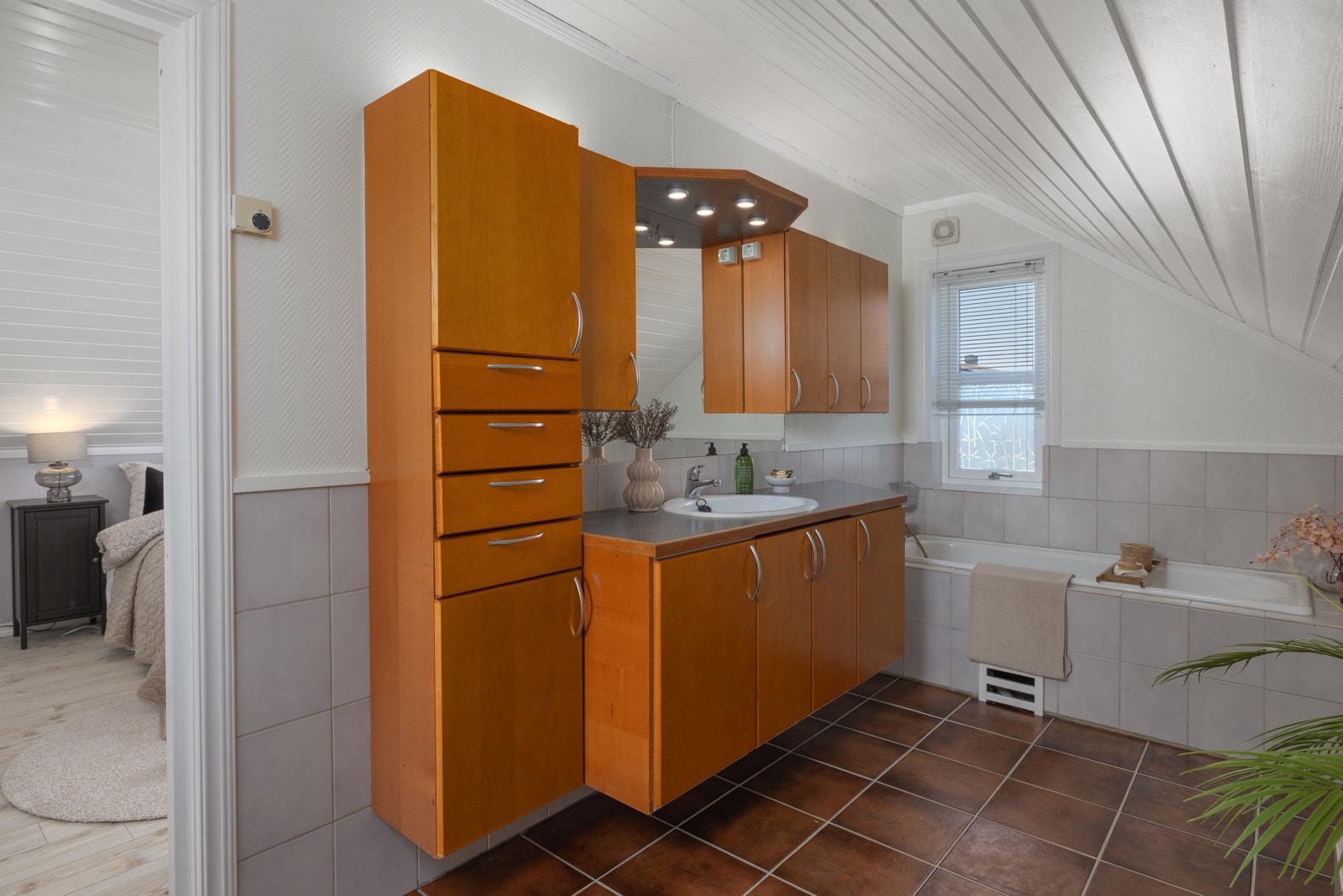 Bad i 2 etasje Galleribilde