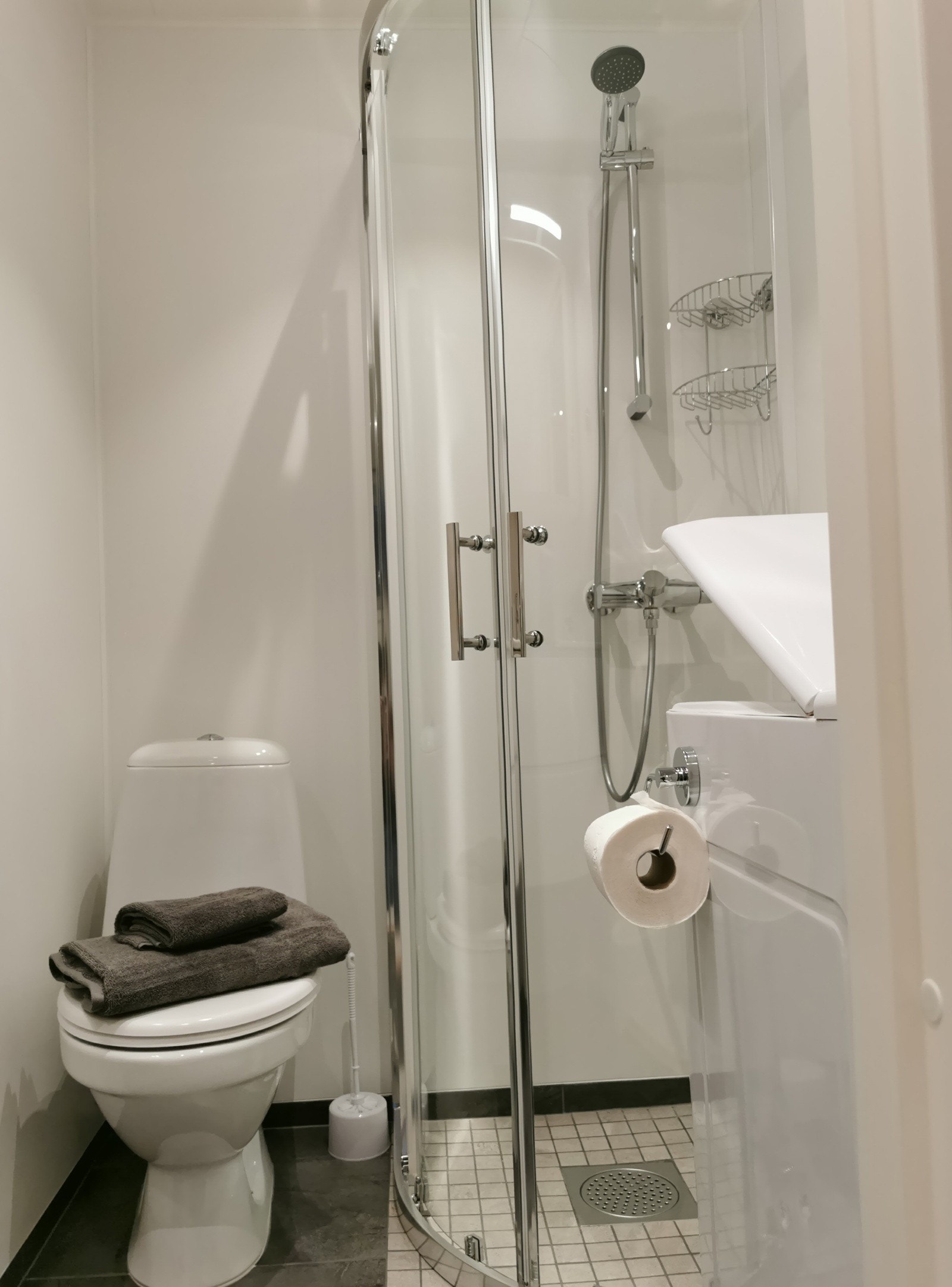 Baderom i hybel Galleribilde