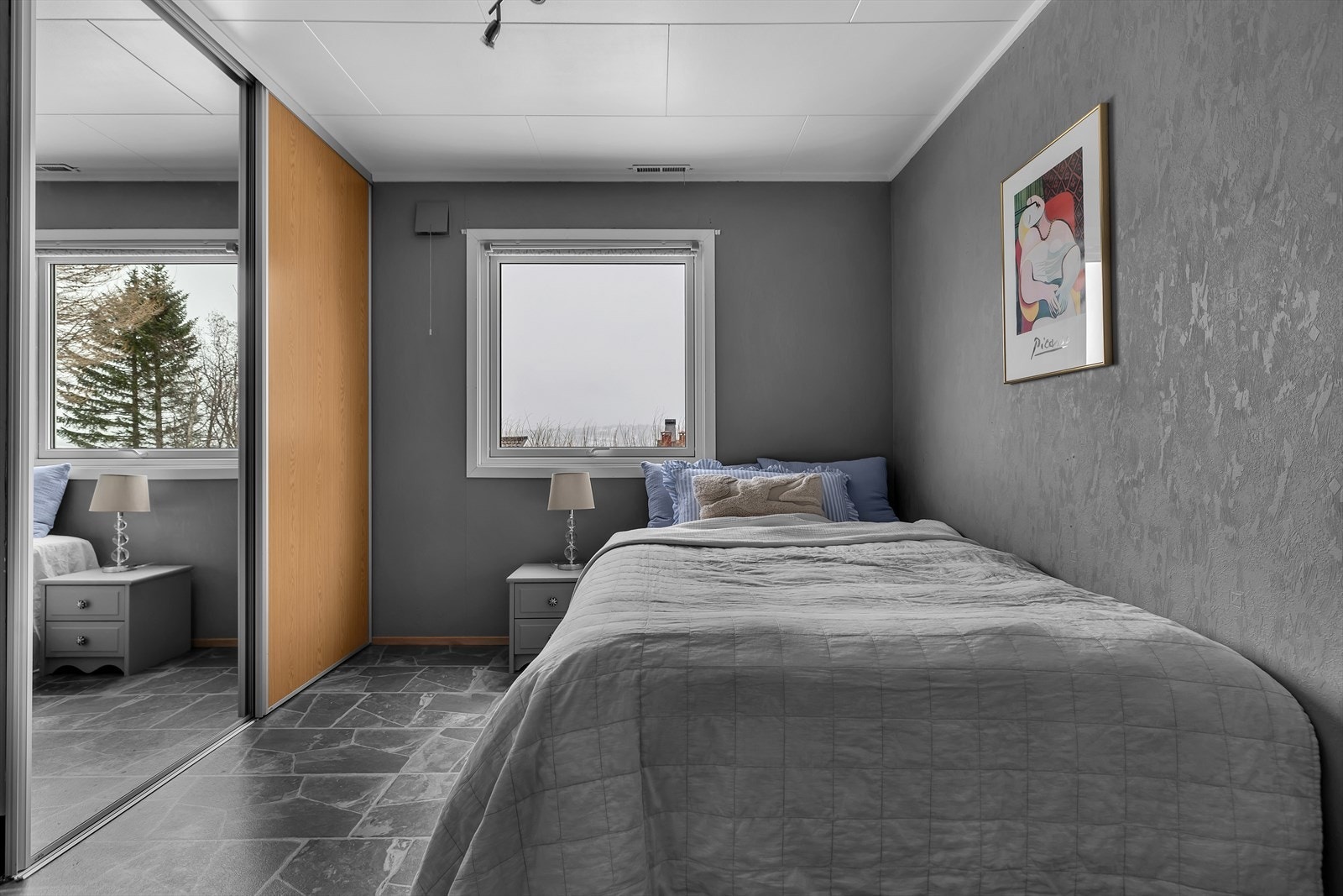 Soverom underetasje Galleribilde