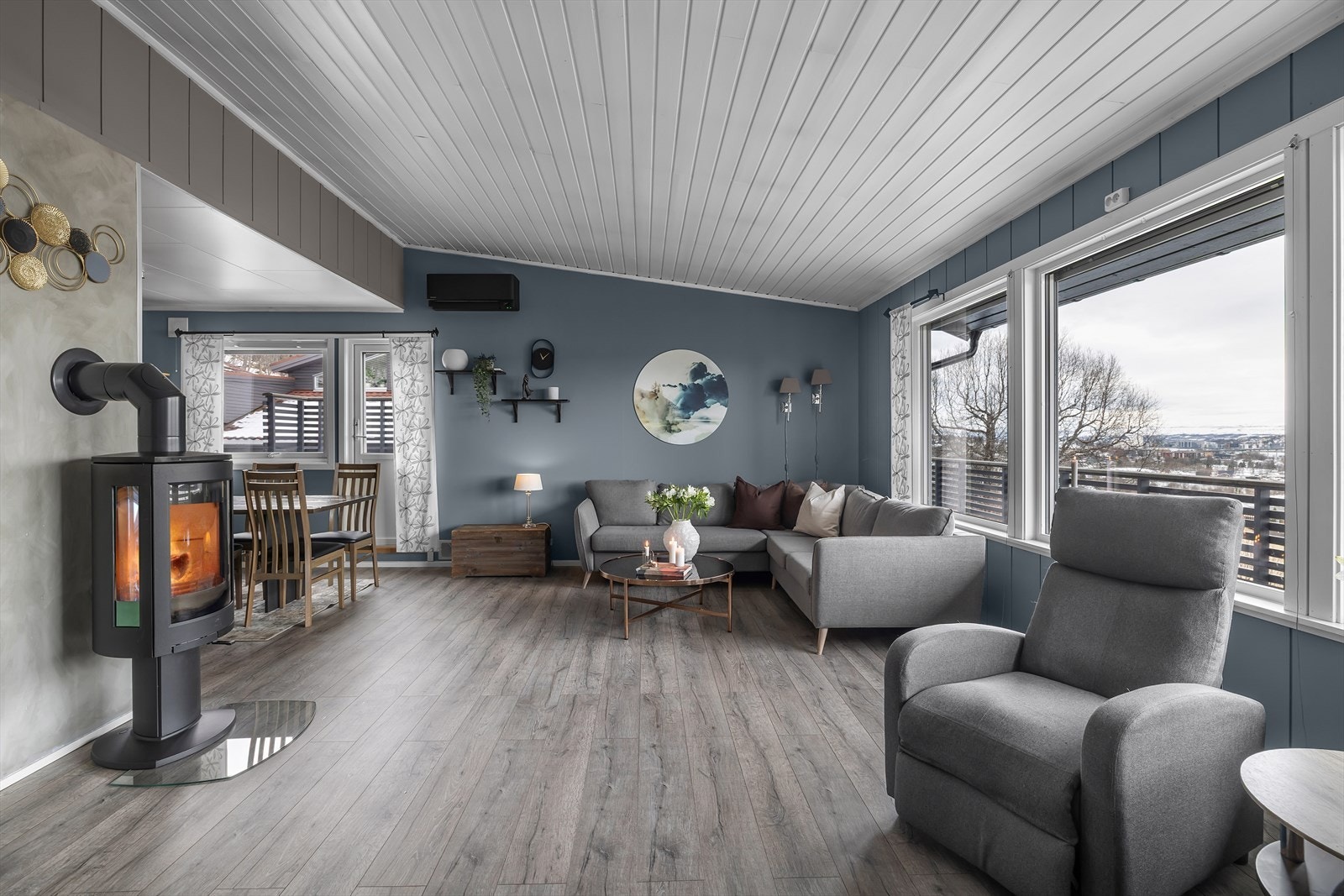 Utgang til veranda mot sørvest Galleribilde