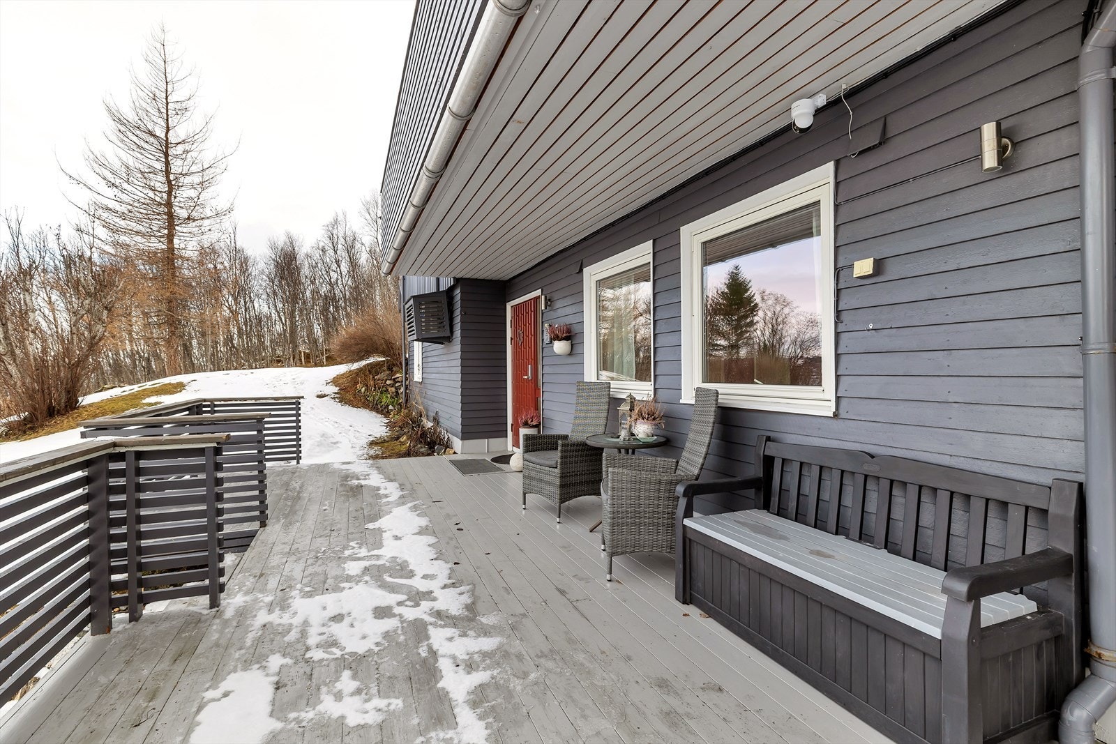 Terrasse ved inngang Galleribilde